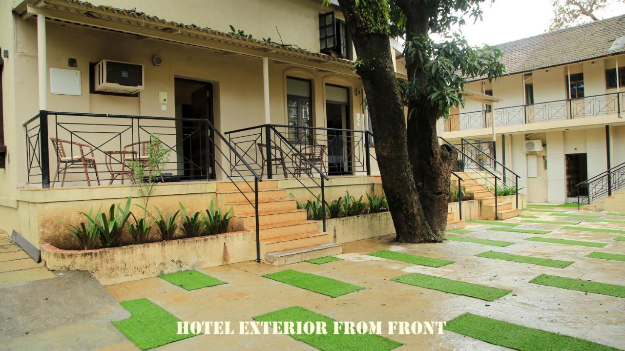Hotel Girija Khandala  Luaran gambar